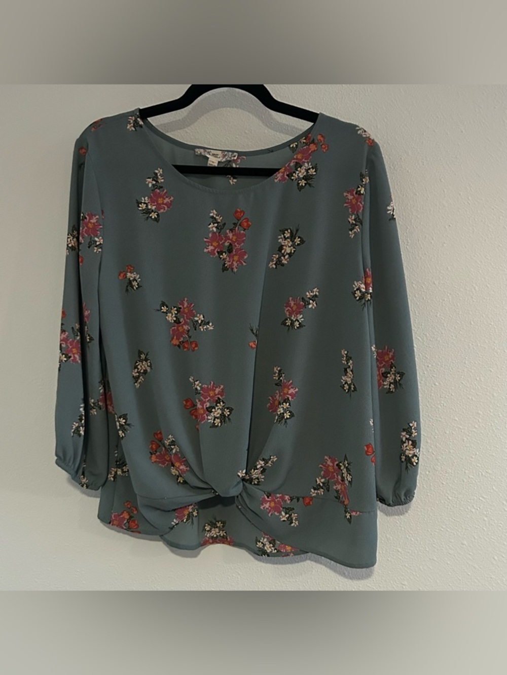 Pink Republic Dusty Teal Floral Twist-Hem Blouse
